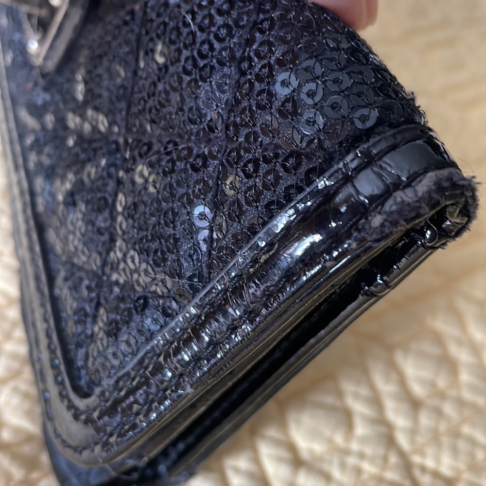 Guess sequin front wallet - Picture 8 of 8